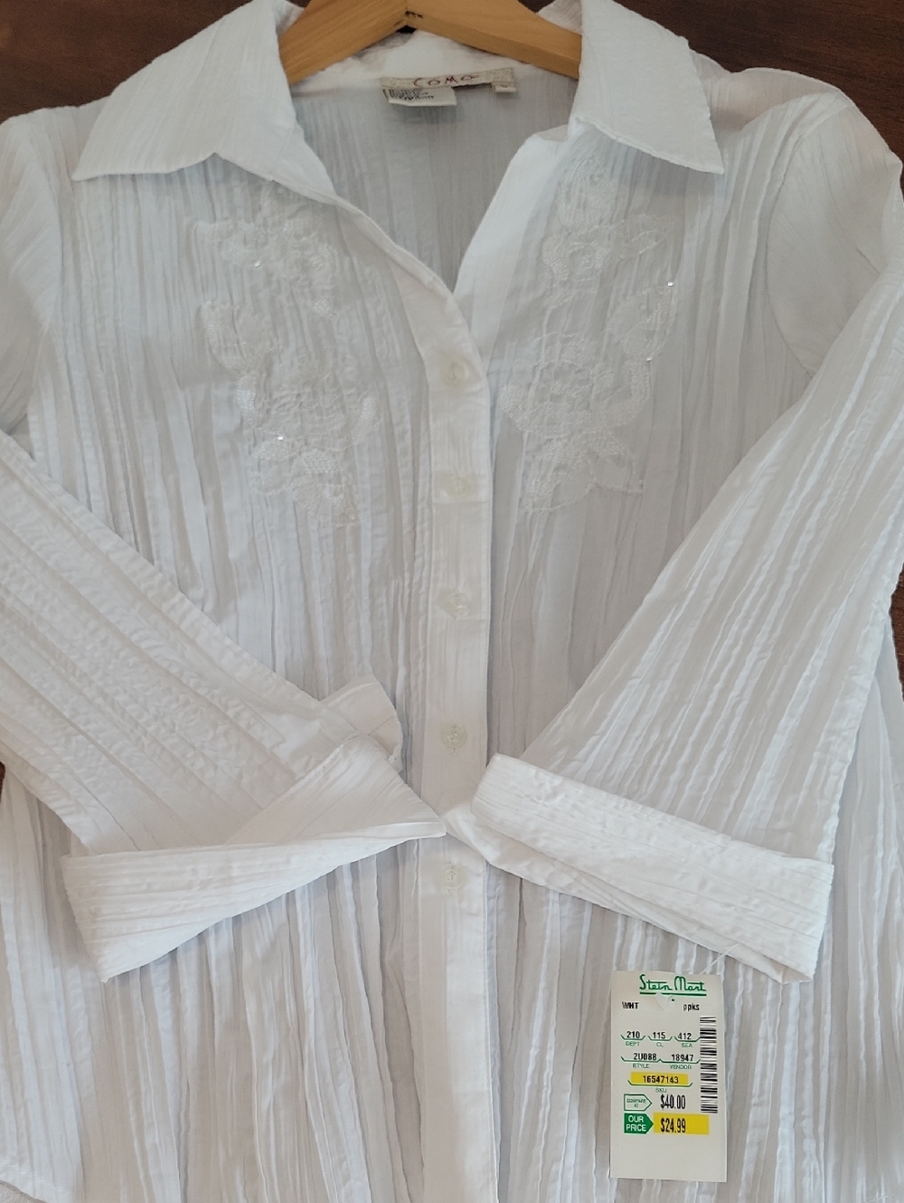 New w/Tags COMO Vintage White Button-Down Crinkle Shirt with Floral Embroidery